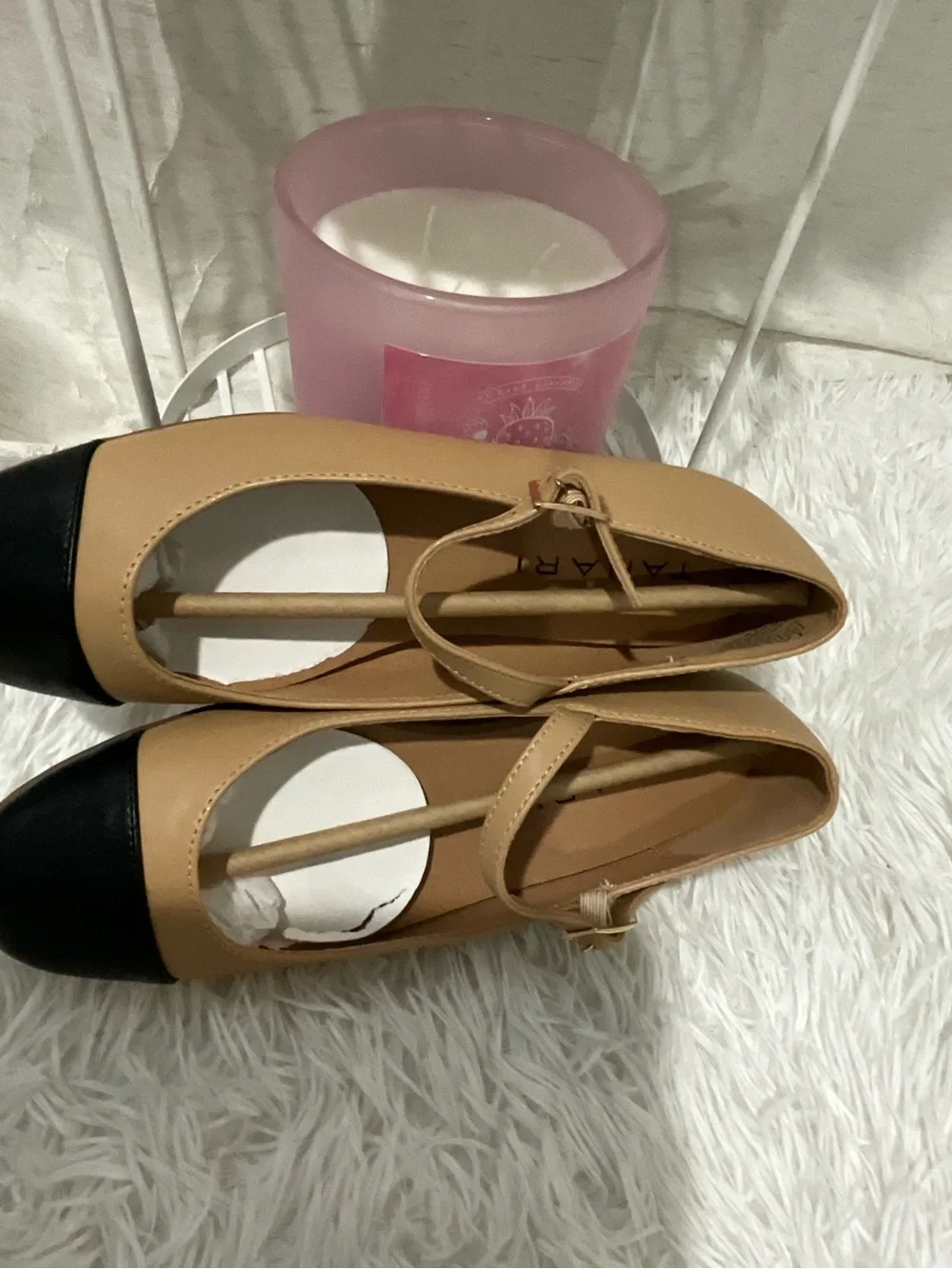 Tahari Two-Tone Tan and Black Mary Jane Flats - Picture 5 of 10